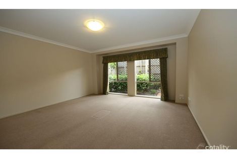 Property photo of 6 Dorval Close Mansfield QLD 4122