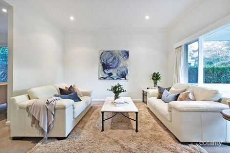 Property photo of 17 Hazeldine Road Glen Iris VIC 3146