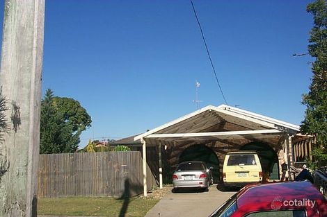 27 Naranga Ave, Broadbeach Waters, QLD 4218