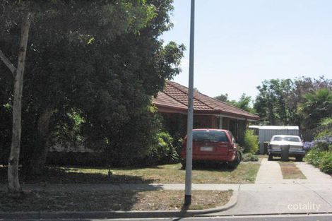 Property photo of 12 Buxton Crescent Frankston VIC 3199