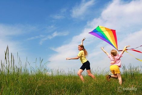 Property photo of 23 Barton Avenue Lloyd NSW 2650