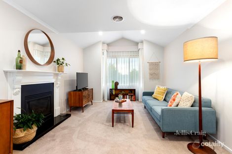 Property photo of 10 Nellie Court Chirnside Park VIC 3116