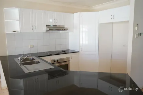 Property photo of 8/23 Shaughnessy Street Oakhurst NSW 2761