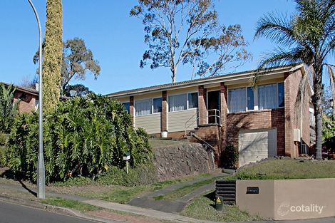 4 Lawn Ave, Bradbury, NSW 2560