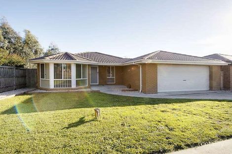 Property photo of 1 Olive Road Hampton Park VIC 3976