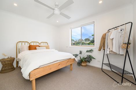 17 Cassia St, Cape Paterson, VIC 3995