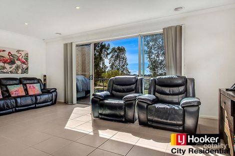 Property photo of 51 Broadbeach Circuit Point Cook VIC 3030