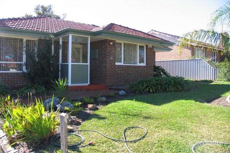 15 Caladenia Way, Koongamia, WA 6056