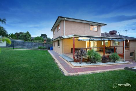Property photo of 11 Evonne Court Endeavour Hills VIC 3802