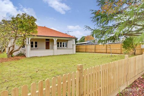 82 Pretoria Pde, Hornsby, NSW 2077