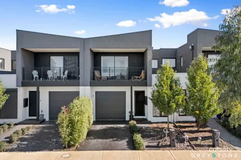 Property photo of 17 Pigato Crescent Deanside VIC 3336