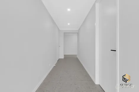 13 Pickering Cres, Lara, VIC 3212