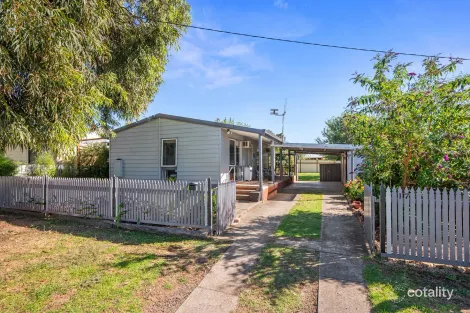 17 Marroo St, White Hills, VIC 3550