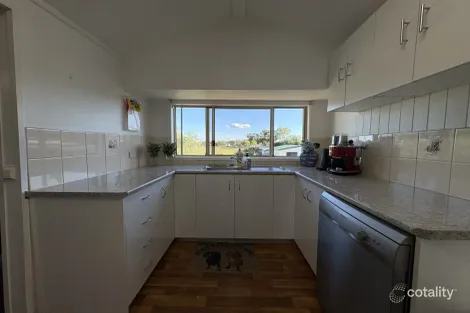 Property photo of 44 Alice Street Dalby QLD 4405