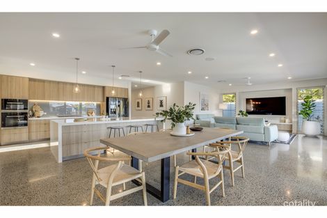 Property photo of 16 Coobowie Street Broadbeach Waters QLD 4218