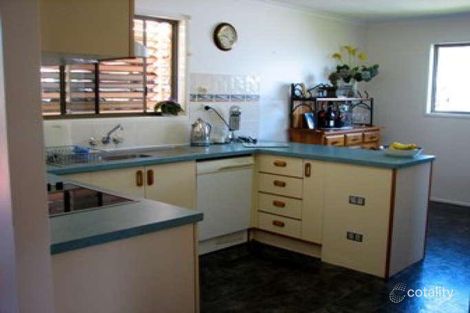 Property photo of 38 Booth Avenue Tannum Sands QLD 4680