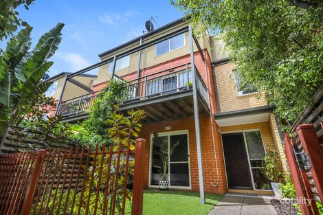 Property photo of 19 Rimfire Walk Maribyrnong VIC 3032