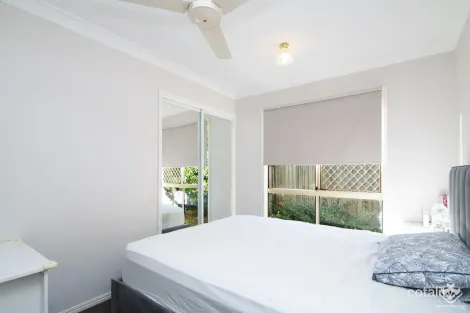 Property photo of 4/40 Arcadia Street Eight Mile Plains QLD 4113