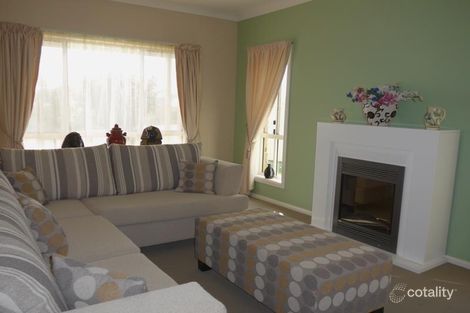 Property photo of 66 William Maker Drive Orange NSW 2800