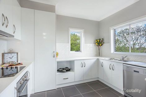 Property photo of 1/5 Messines Street Harlaxton QLD 4350