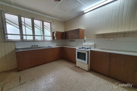 Property photo of 30 Beach Road Ayr QLD 4807