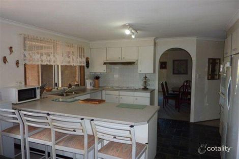 Property photo of 10 Gelfius Crescent Macquarie Hills NSW 2285