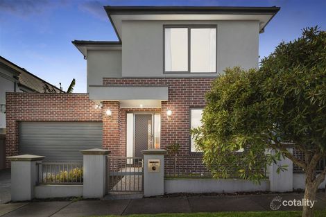 Property photo of 2/27 Clivejay Street Glen Waverley VIC 3150