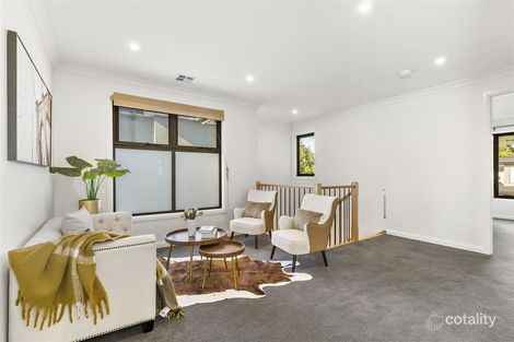 Property photo of 2/27 Clivejay Street Glen Waverley VIC 3150