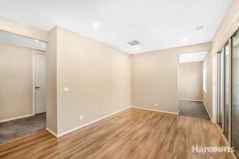 Property photo of 8 Basalt Drive Clyde North VIC 3978