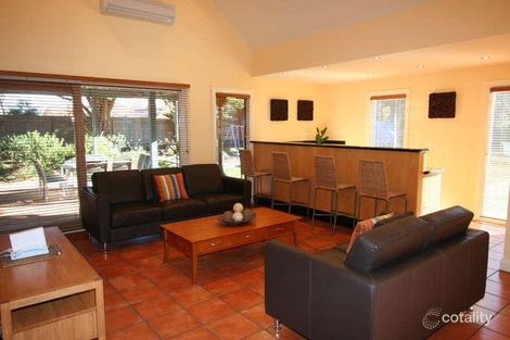 Property photo of 8 Dalray Crescent New Gisborne VIC 3438