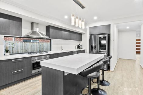 Property photo of 5 Havant Circuit Charlemont VIC 3217
