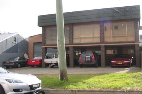 1 Nirvana St, Pendle Hill, NSW 2145