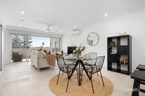 2/95 Adamson St, Wooloowin, QLD 4030