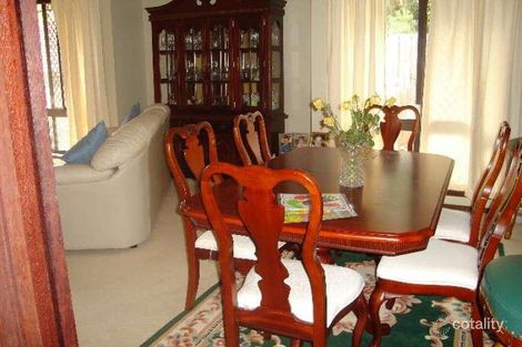 Property photo of 4 Yanko Close Riverhills QLD 4074