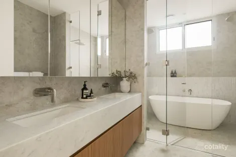 Property photo of 28 Baringa Road Northbridge NSW 2063