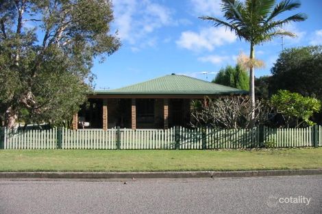 Property photo of 26 Elaine Avenue Lemon Tree Passage NSW 2319