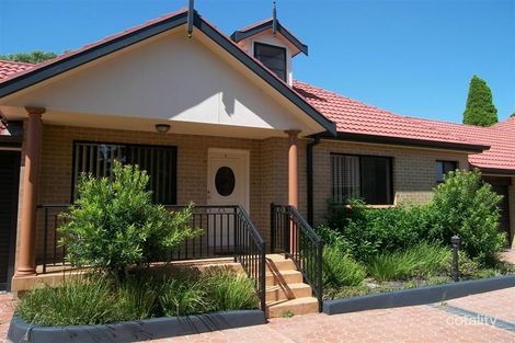 2/102 Caroline St, Kingsgrove, NSW 2208