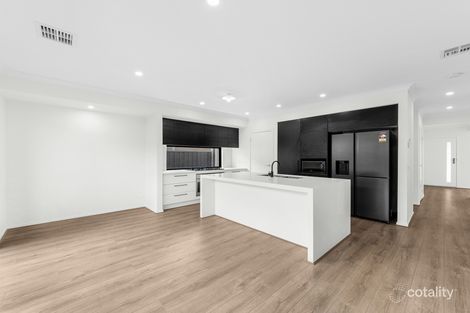 Property photo of 7 Yoho Road Clyde VIC 3978