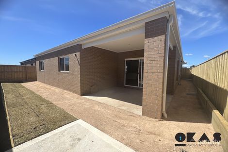 Property photo of 77 Imatra Loop Tarneit VIC 3029