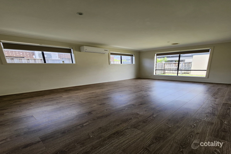 Property photo of 40 Seagrass Crescent Point Cook VIC 3030