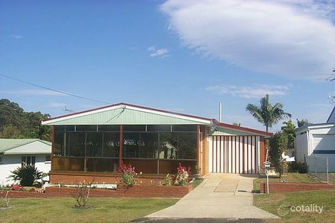 14 Alexandra Ave, Nambour, QLD 4560