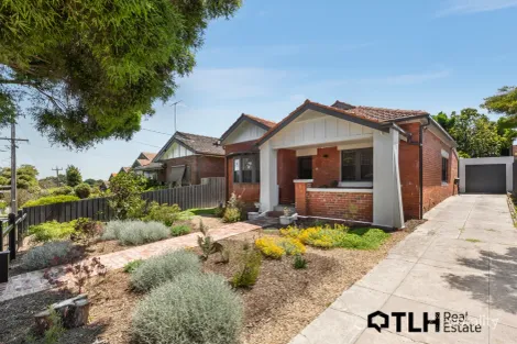 Property photo of 28 Appleby Crescent Brunswick West VIC 3055