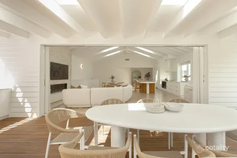 Property photo of 181 The Round Drive Avoca Beach NSW 2251