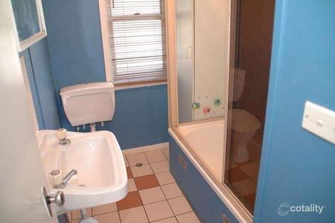 Property photo of 58 Galong Crescent Koonawarra NSW 2530