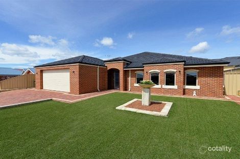 8 Geneva Hts, Hocking, WA 6065