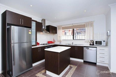 Property photo of 60 Clarendon Wynd Caroline Springs VIC 3023