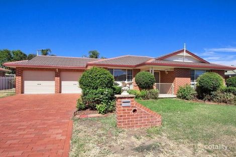 14 Wahroonga Dr, Hillvue, NSW 2340