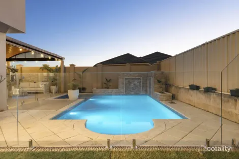 Property photo of 30 Romano Crescent Iluka WA 6028