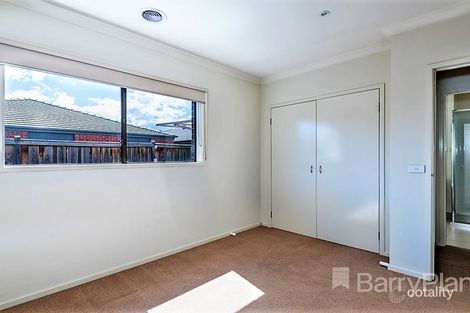 Property photo of 109 Clarendon Drive Keysborough VIC 3173