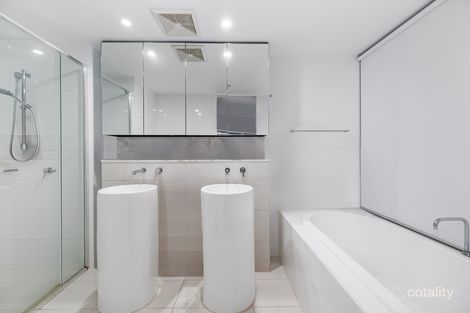 Property photo of 801/1 Oracle Boulevard Broadbeach QLD 4218